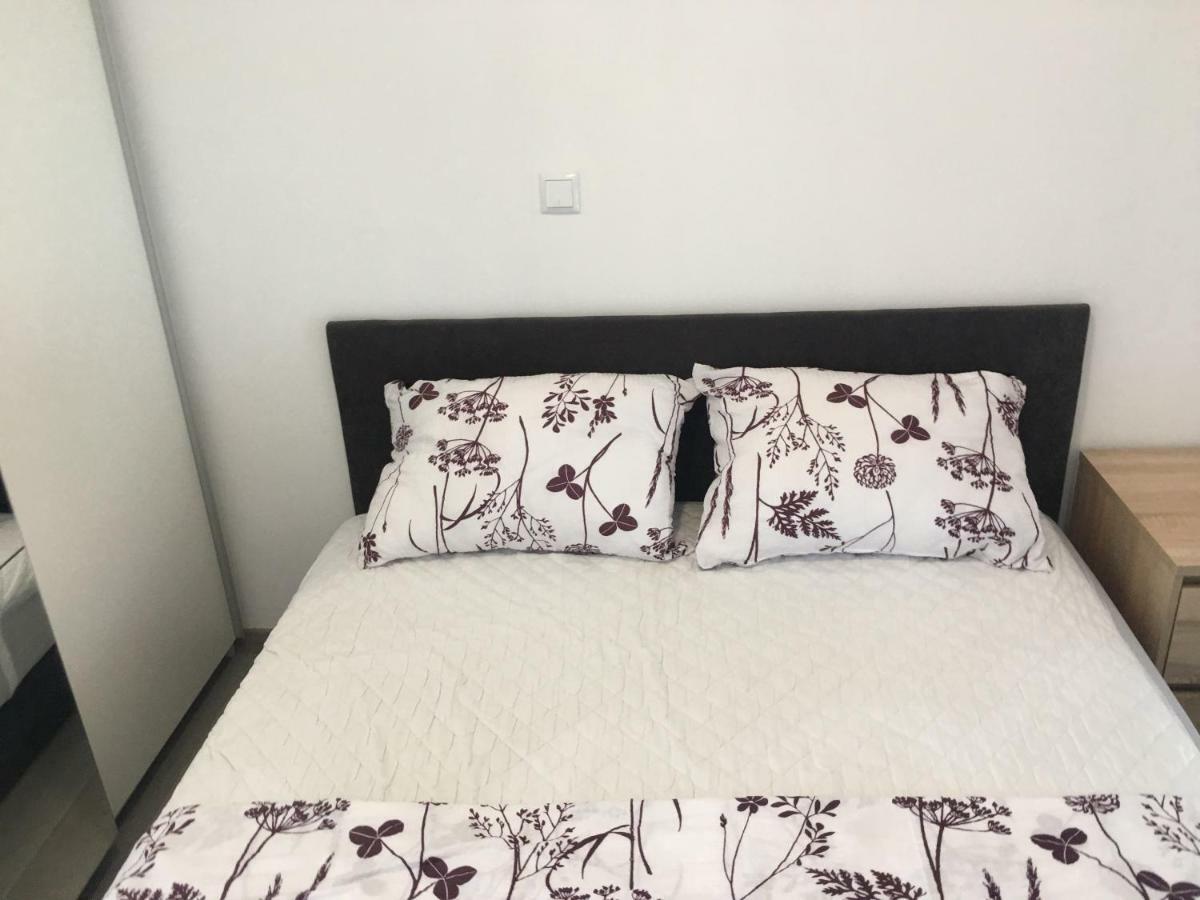 Apartmani Eden Vrsi Mulo Kültér fotó